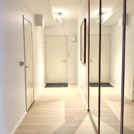 Finland Sauna - One Bedroom, Sauna And Perfect Location In Downtown Of Apartment